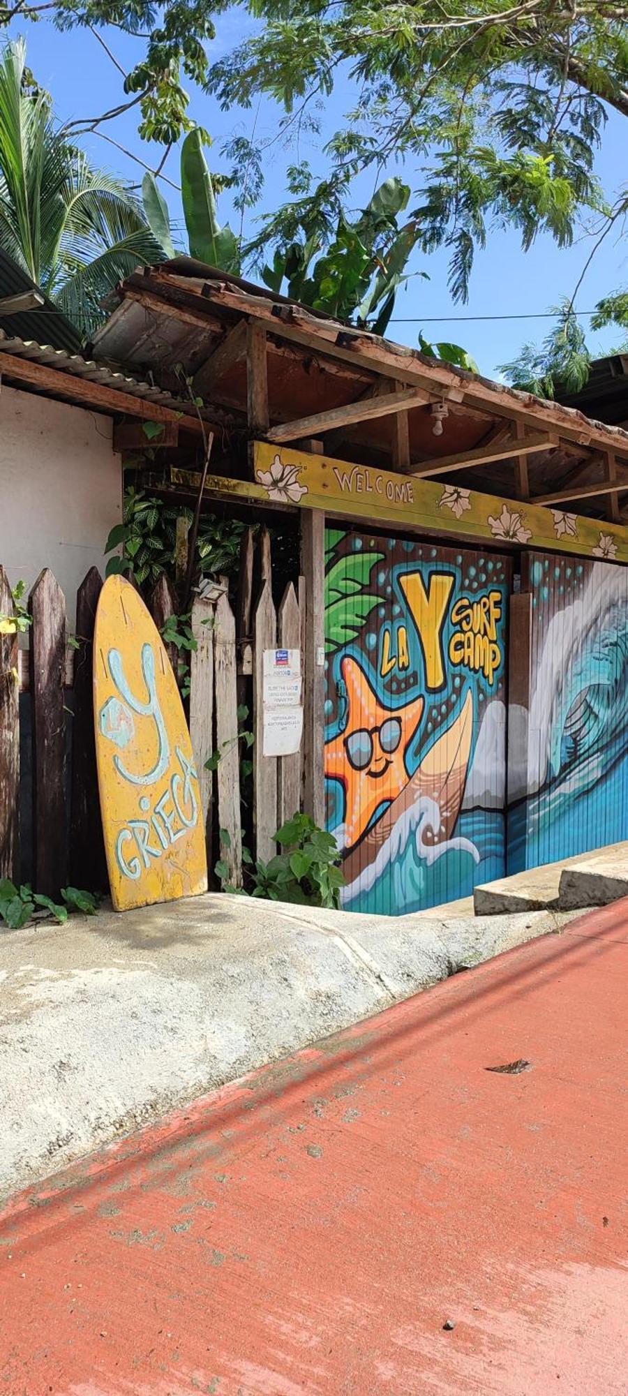 La Y Surf Camp Hotel Bocas del Toro Exterior photo